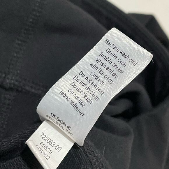 Athleta Mind Over Mat Capri Tight - Black - Small - Picture 14 of 14